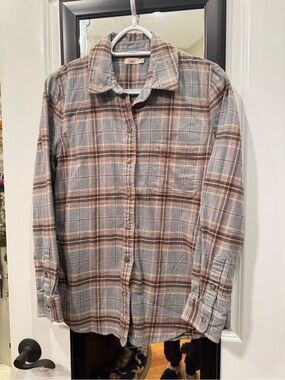 Light Gray and Brown Plaid Button-Up Shirt